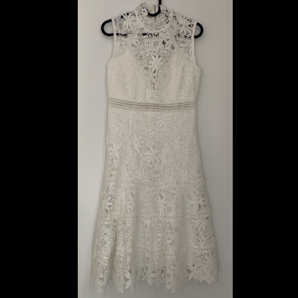 NWT White Lace Cocktail Dress w Mock Turtleneck